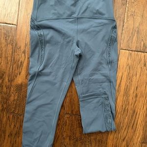 Wunder Under High-Rise Crop 23" *Flocked